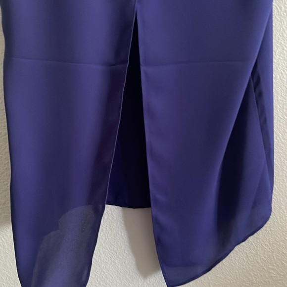 EXPRESS Back Slit Sleeveless Blouse Tank - Picture 4 of 7